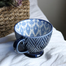 Load image into Gallery viewer, Ceramic Hand Painted Coffee Cup